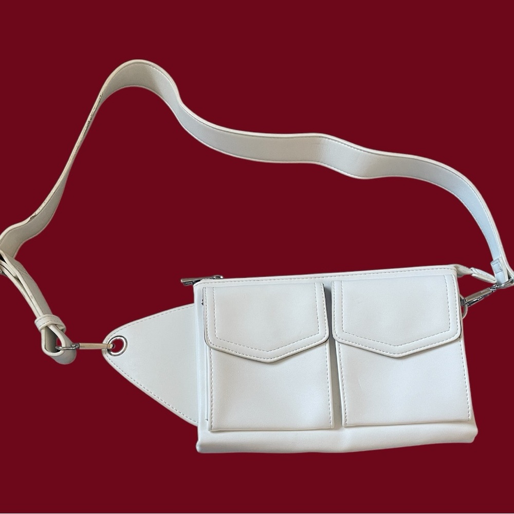 Pocket Detail Crossbody Bag